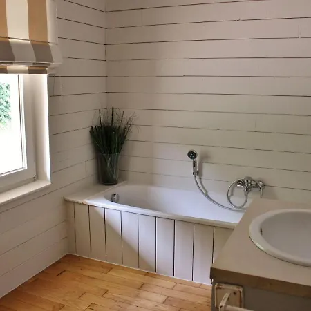 Spacious In With Sauna Semesterbostad *